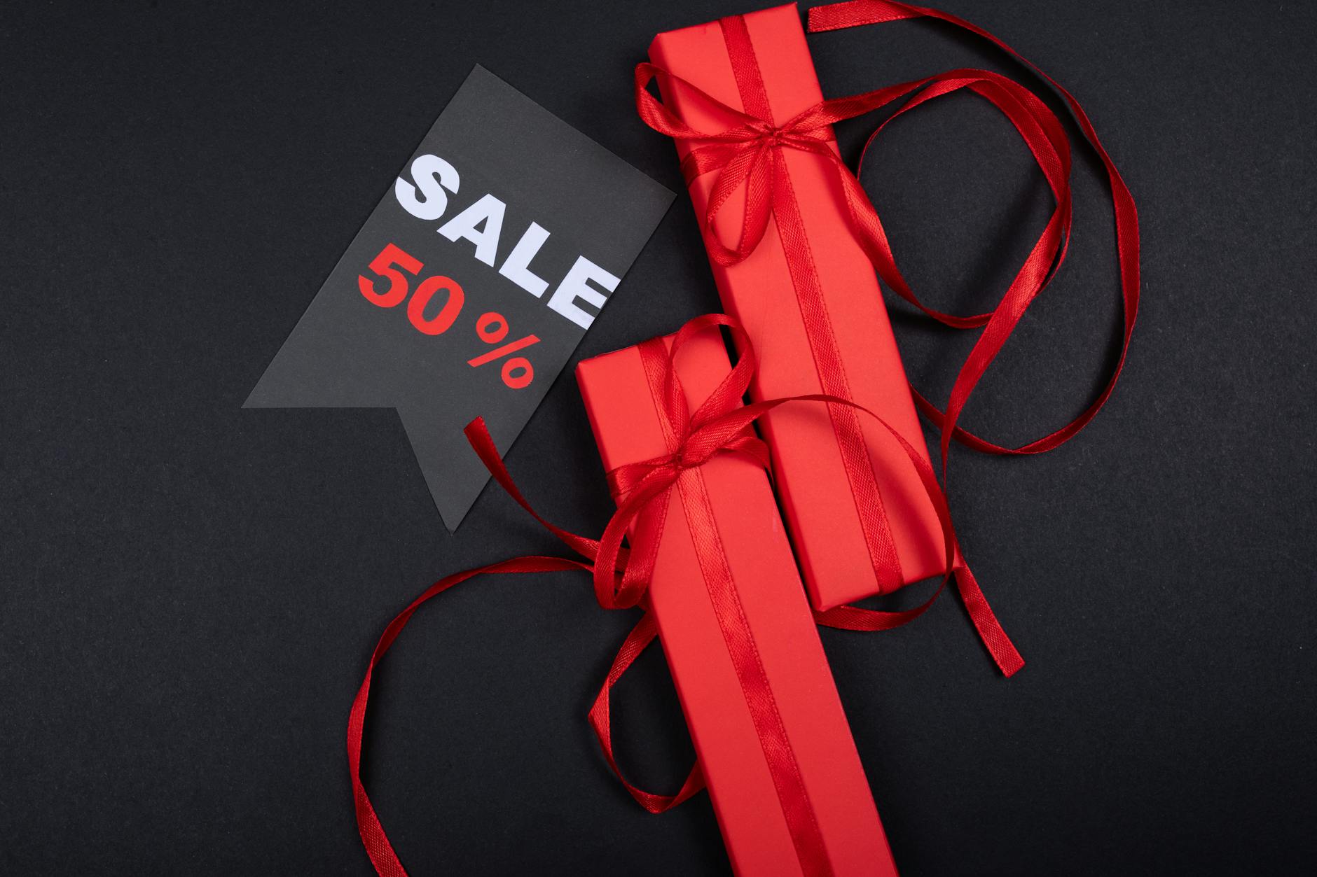 7 AI Shopping Deal Finder Tools 2026 That Actually Beat the Algorithms