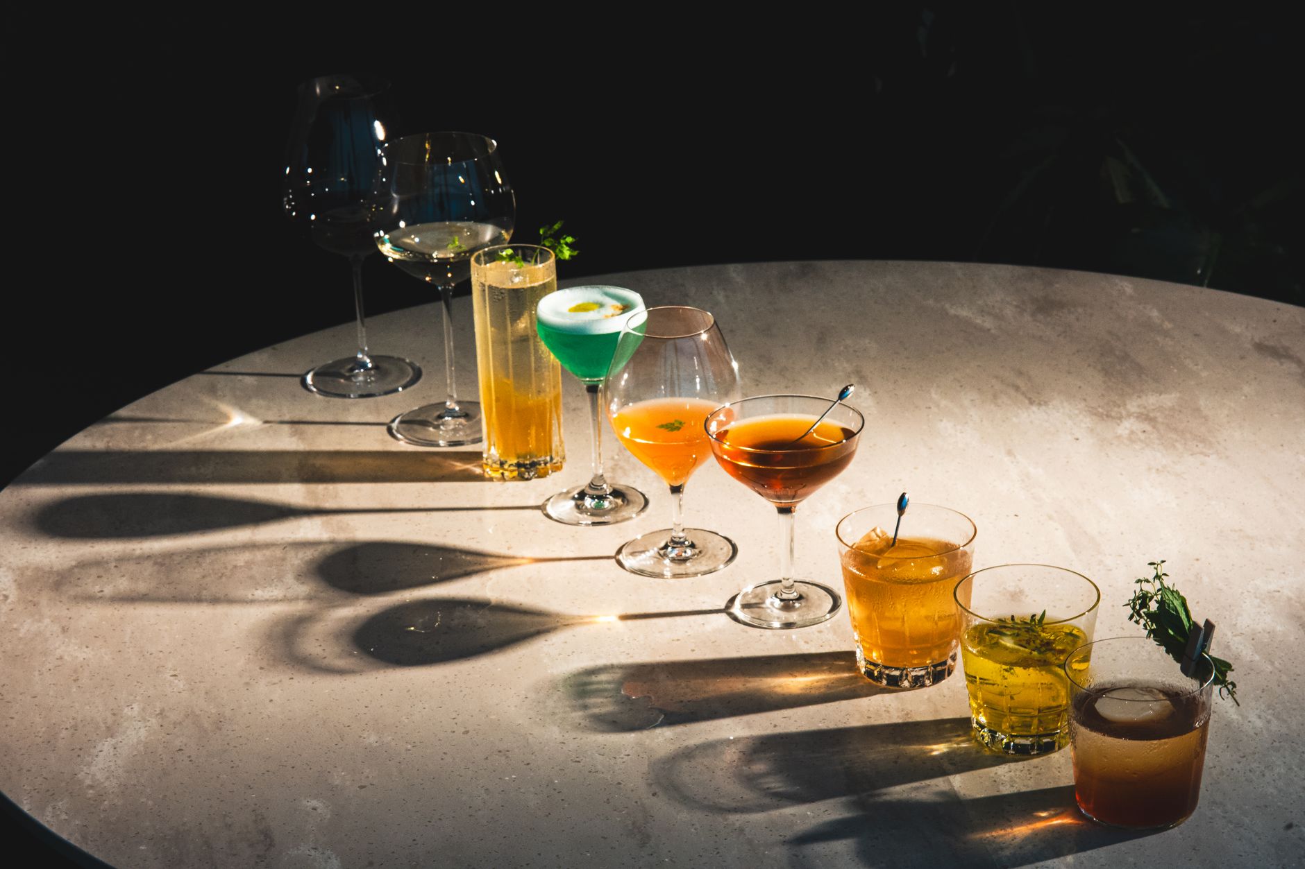 Alcohol Free Bourbon Mocktails for Entertaining: The Host's Guide to Zero-Proof Kentucky Style