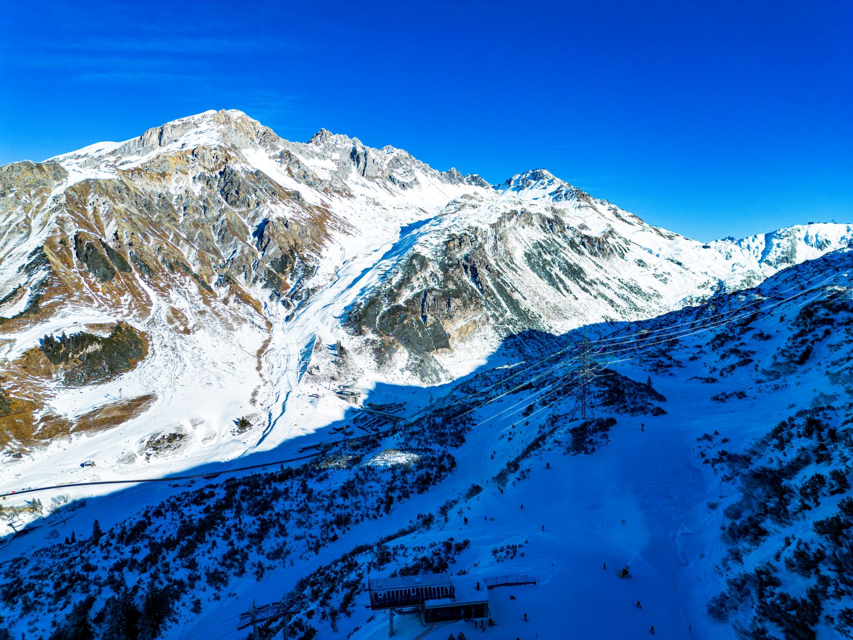 Best Drones for Ski Photography 2026: Capture Powder Without Freezing Your Gear