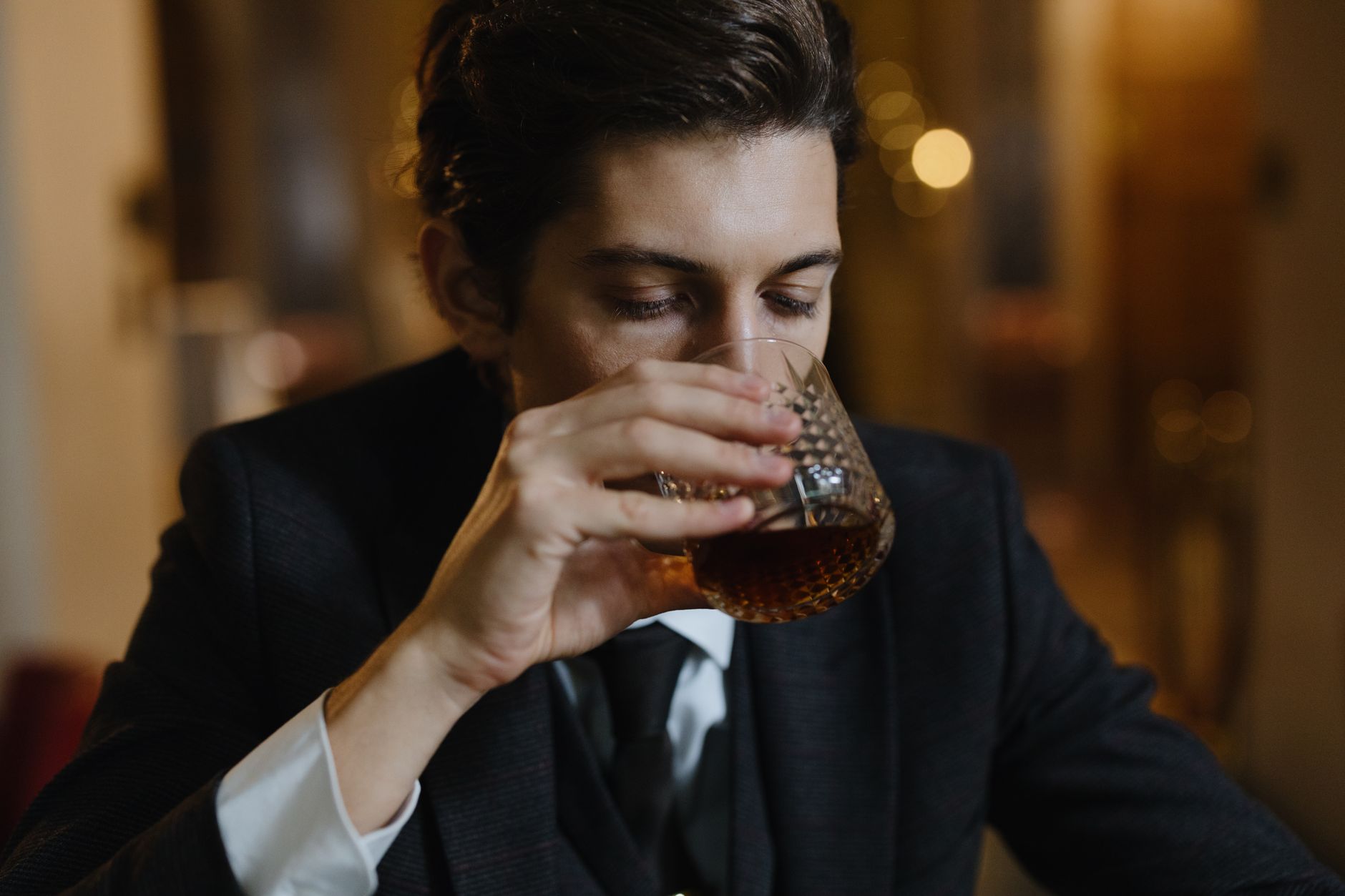 Bourbon Cocktail Renaissance History Explained: How Kentucky Reclaimed the Bar Cart in 2026