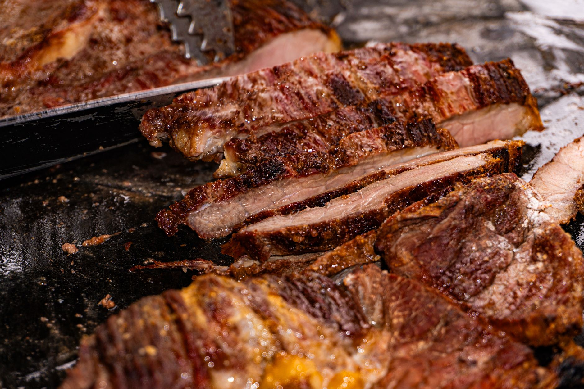 Bourbon Cocktails for Smoked Brisket: The 2026 Guide to Smoke-on-Smoke Pairing