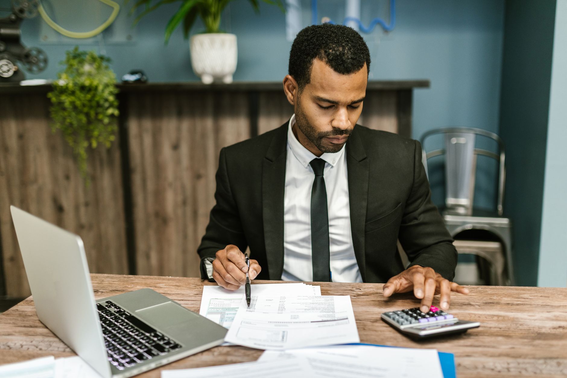 Deloitte Economic Update Impact on Accounting Software: Why CFOs Are Replatforming in 2026