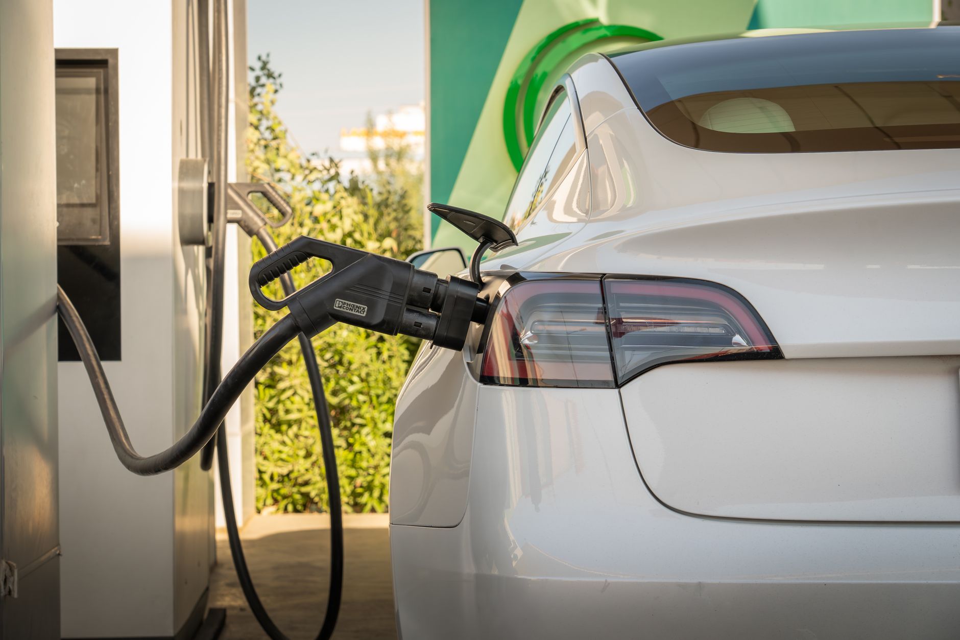 EV Charging Off Peak Hours Savings: How to Cut Your Charging Bill in Half in 2026