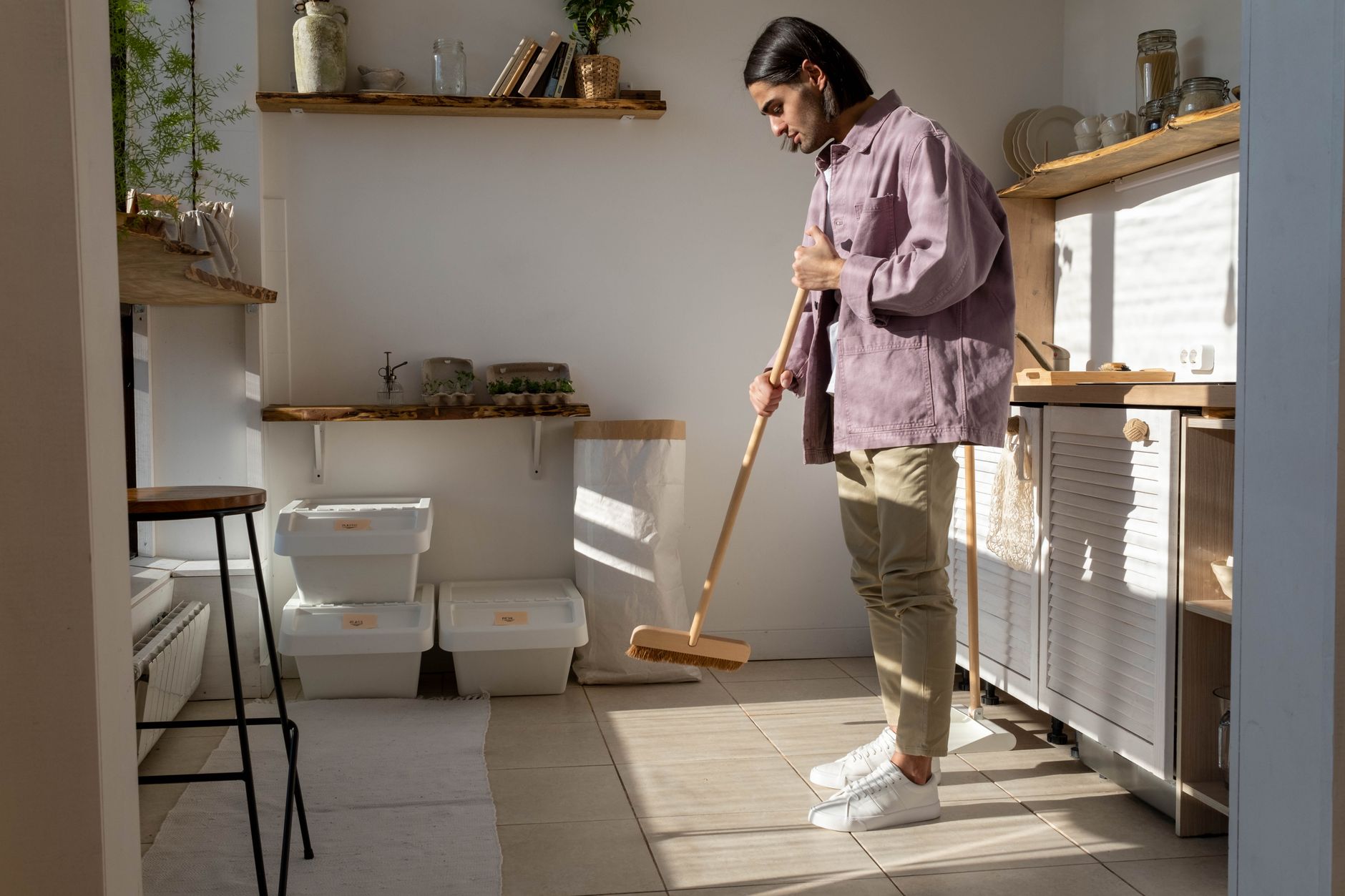 Fast Home Cleaning Schedule Working Moms Actually Stick To (No Perfection Required)