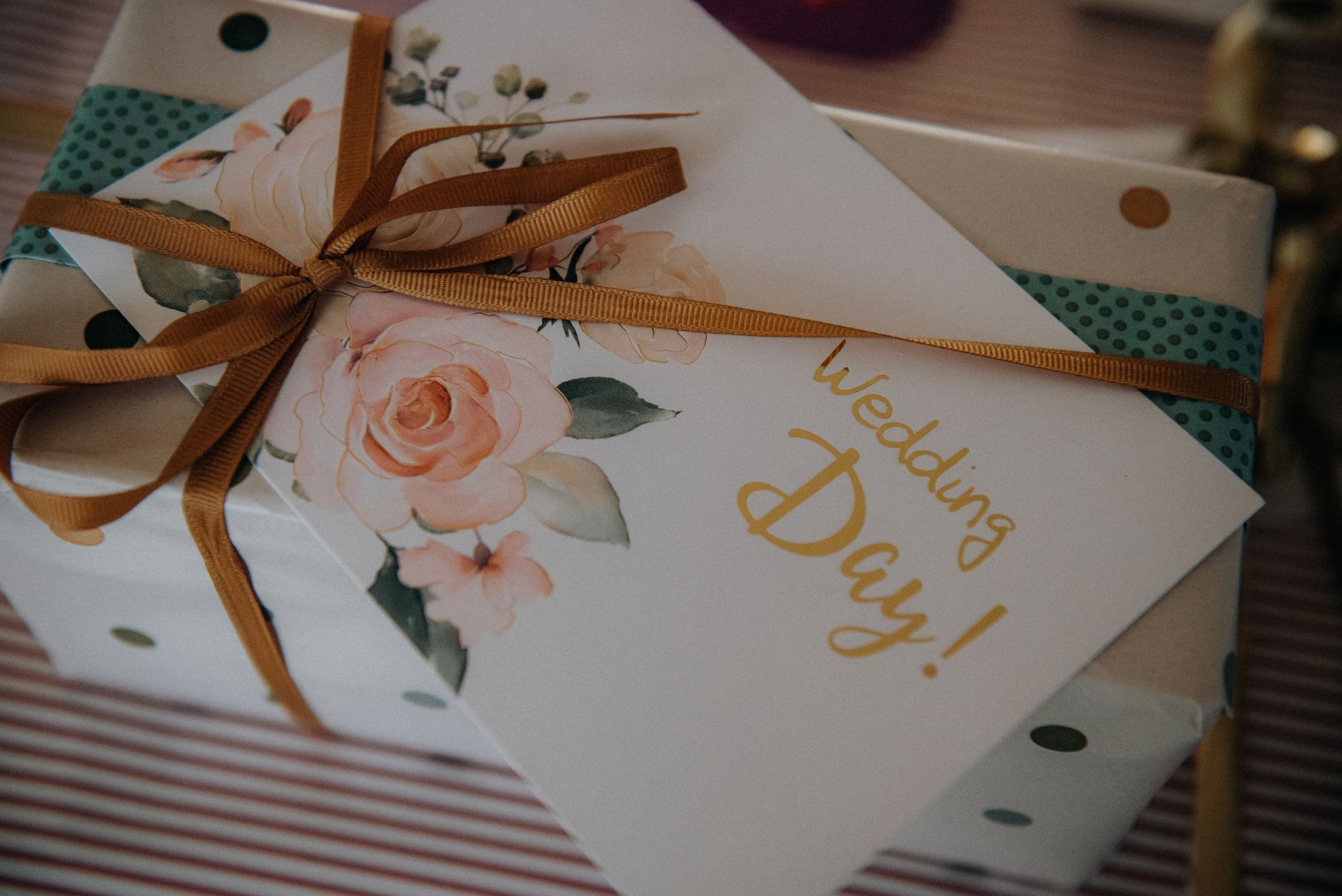 First Anniversary Gift Ideas Paper: 15 Thoughtful Ways to Honor the Tradition in 2026