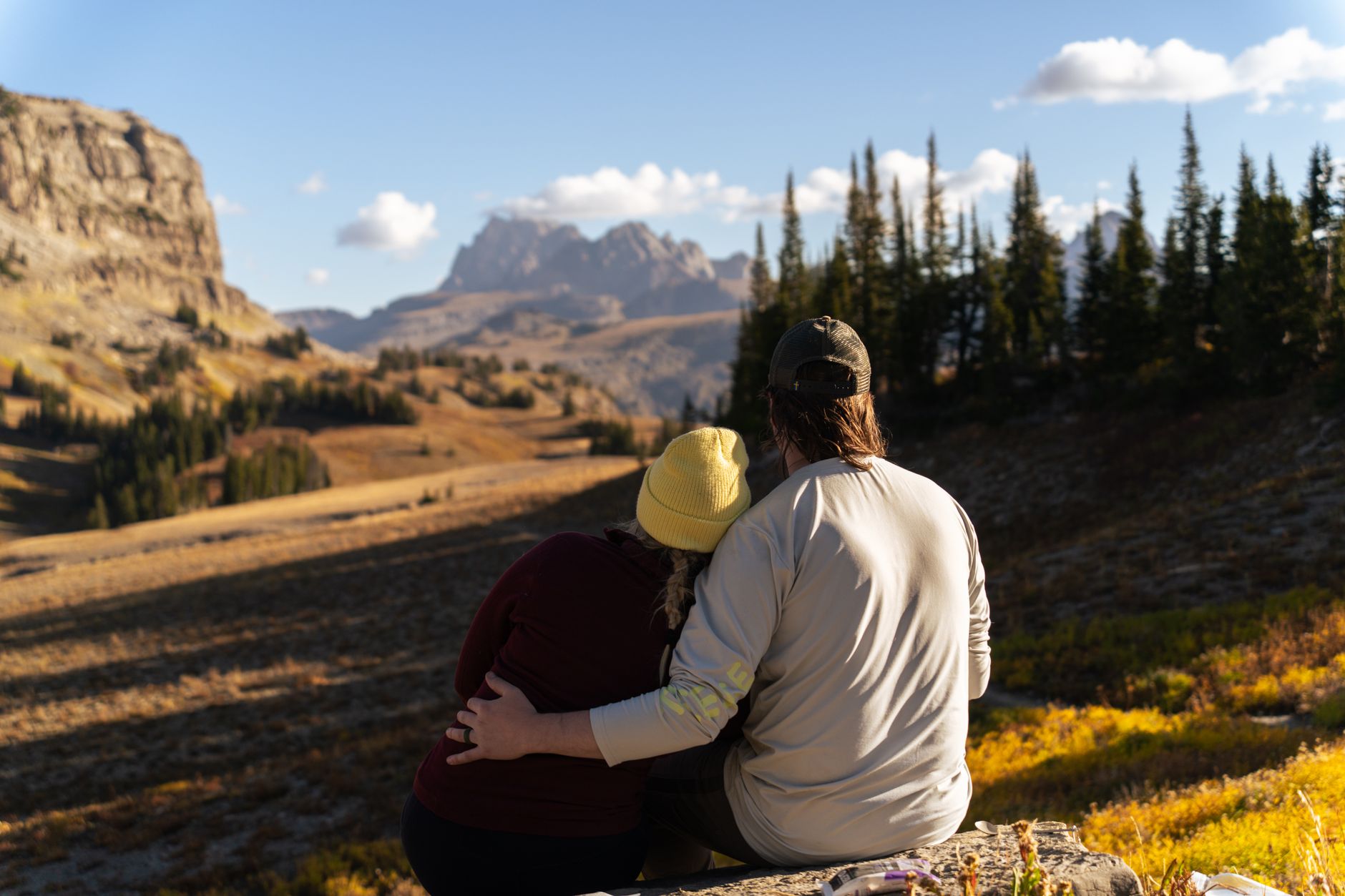 Gifts for Wife Who Loves Hiking: The 2026 Trail-Tested Guide