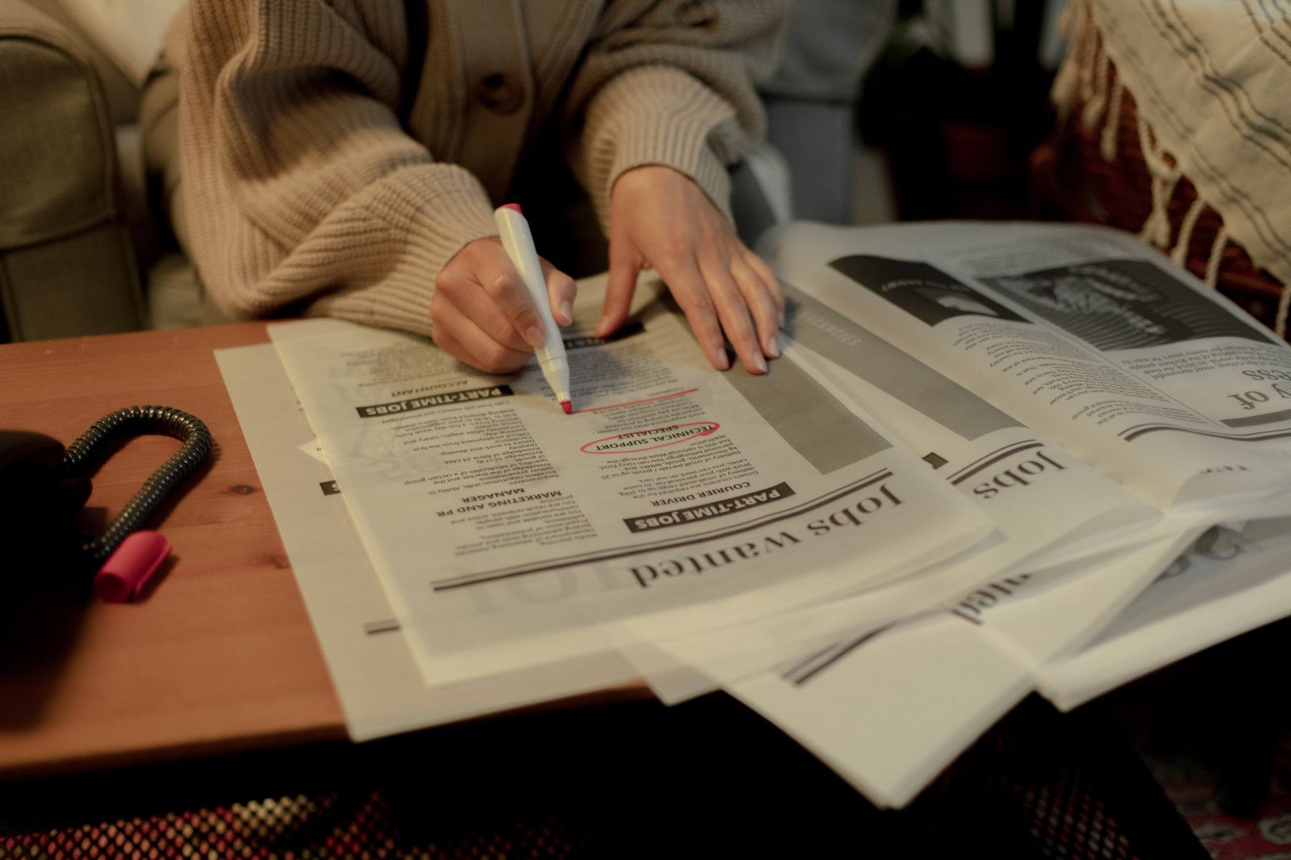 Hidden Job Market Strategies 2026: The Recruiter-Triggered Referral System That Actually Works