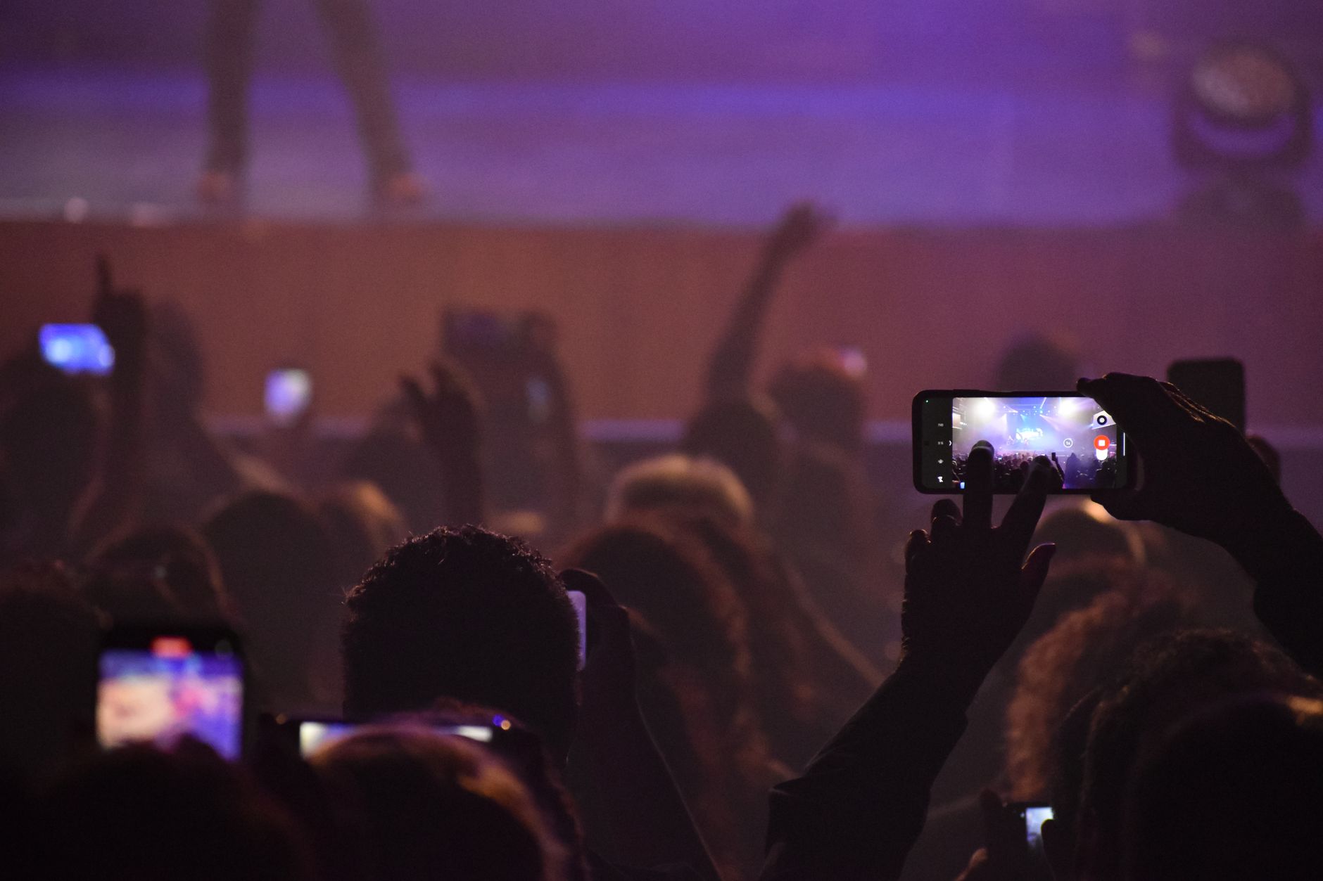 How to Photograph Rock Concerts with Phone: The Pit Photographer's Guide to Killer Shots