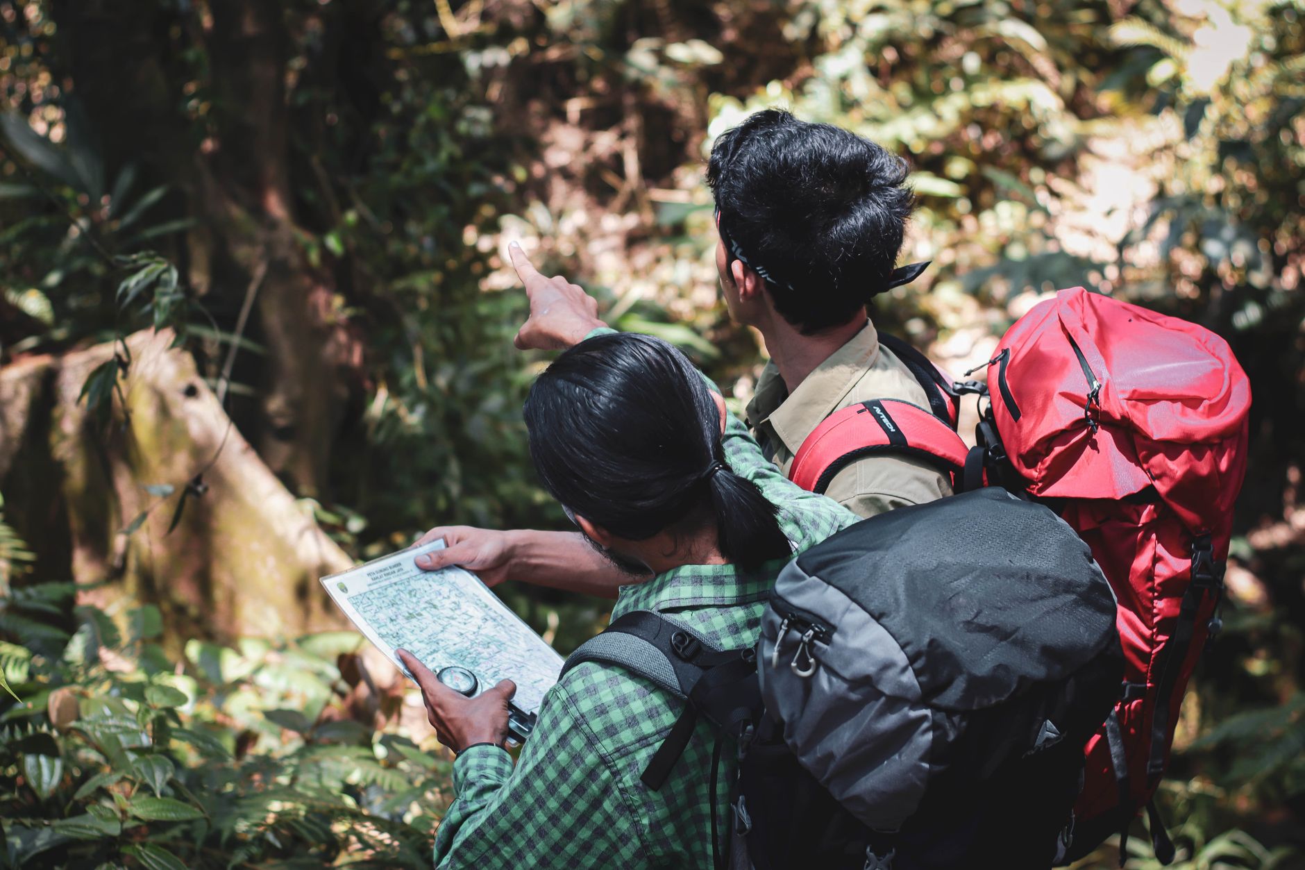How to Read Topo Maps for Hiking: The 2026 Guide to Navigating Like a Pro