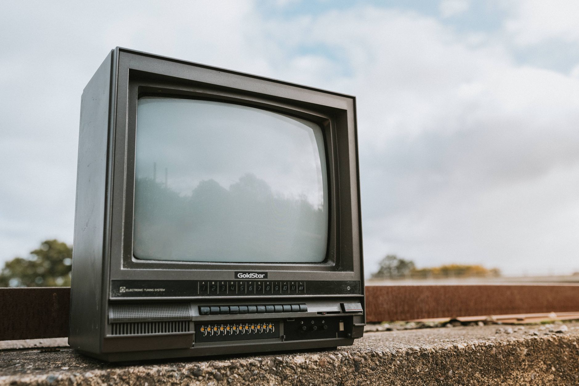 How to Turn Antique Hunting TV Shows Learning Value Into Real-World Profits