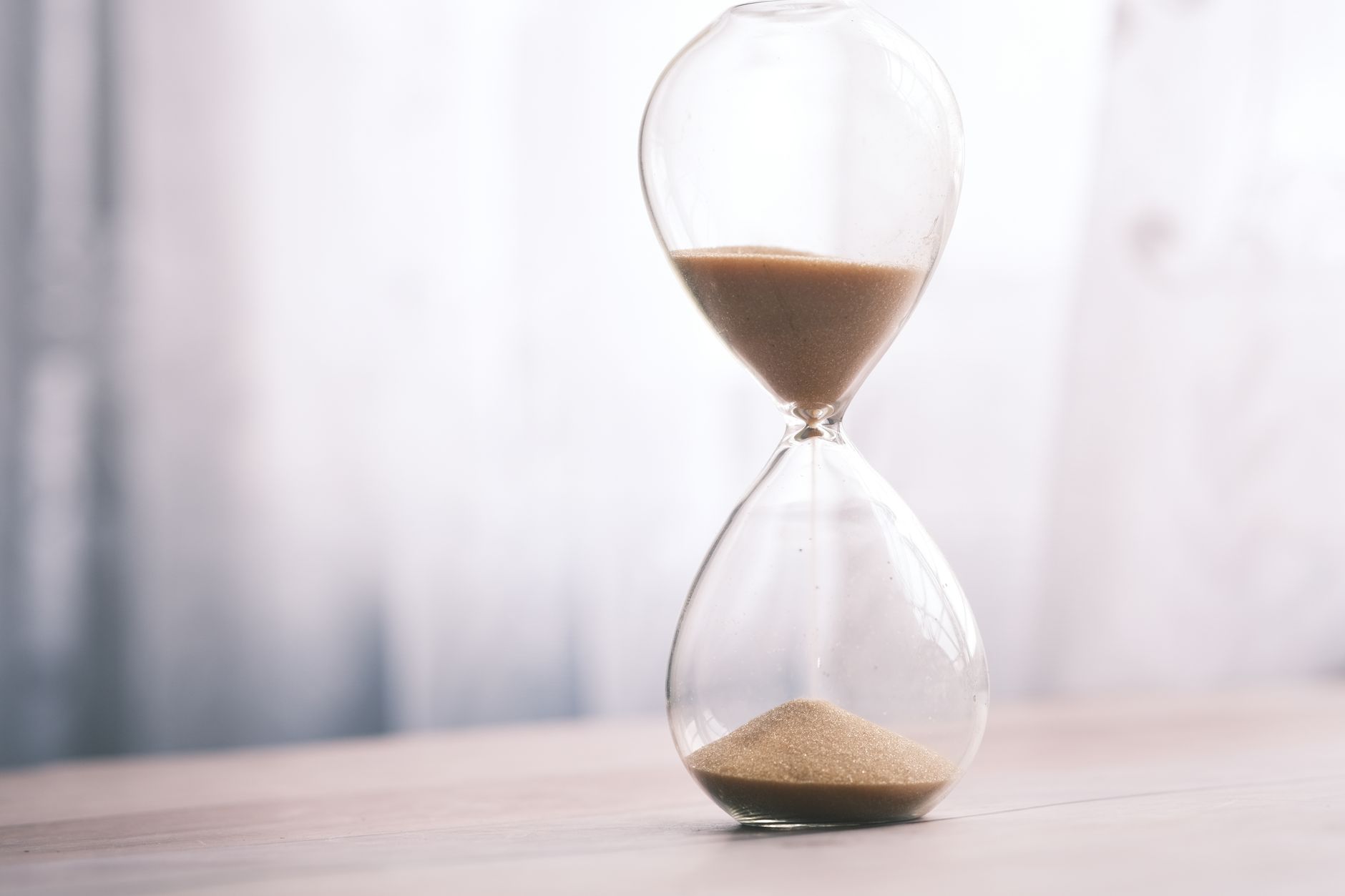 New Product Launch Review Timing: The 72-Hour Rule That Separates Smart Buyers From FOMO Victims