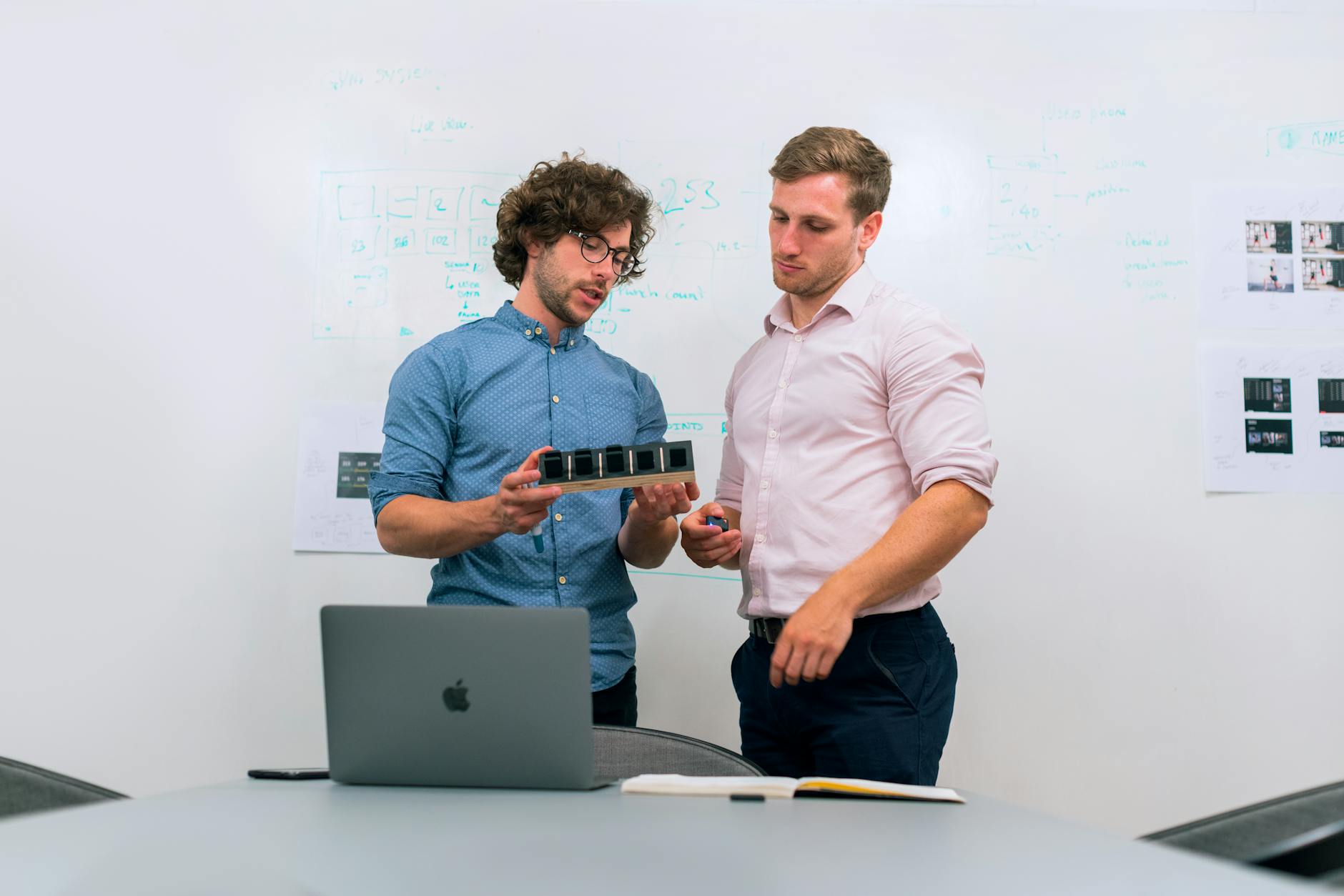 Product Testing Methodology Explained: How Review Sites Actually Put Your Next Buy Through the Wringer
