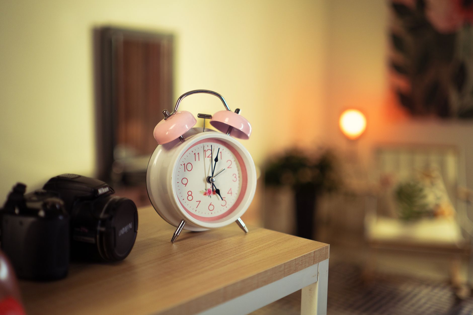 Quiet Photography Habits Morning Routine: 6 Silent Rituals That Transform Your Images Before Breakfast