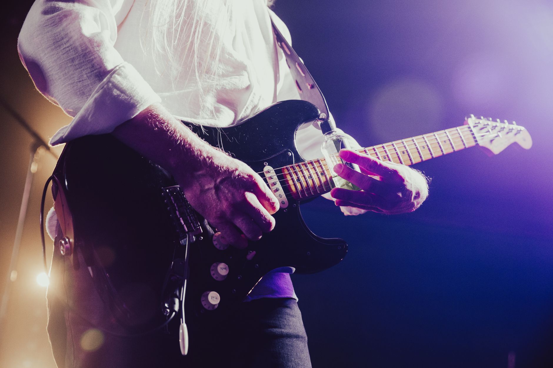 Rock Concert Reviews Tonight Setlist Archive: How to Build Your Own Gig Memory Bank Before the Lights Go Down