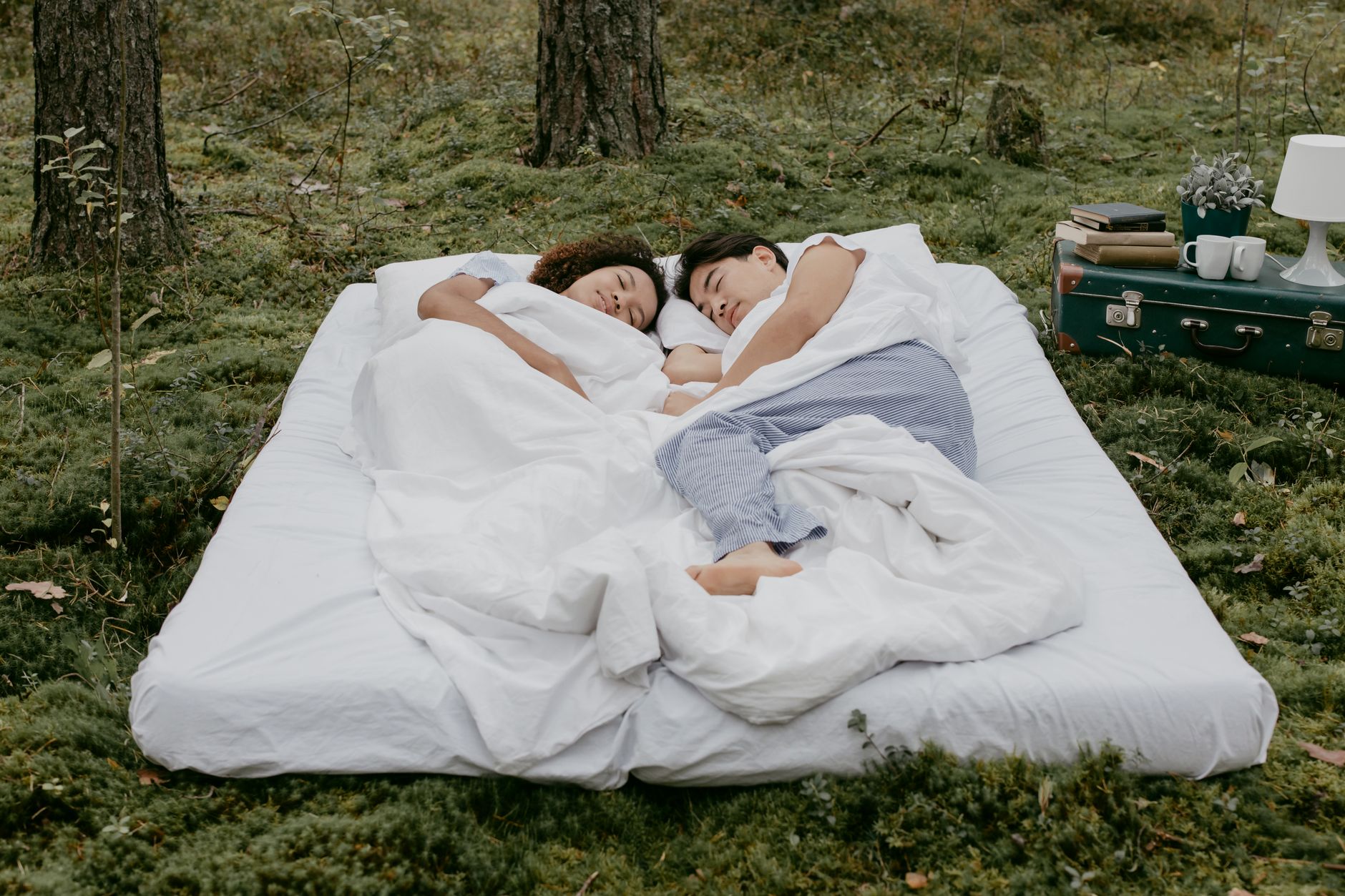 Sleeping in the truck bed without regretting it