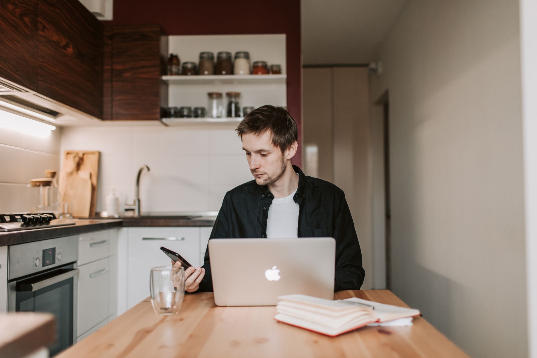 Tech Job Search Strategies 2026: The Anti-Portfolio Approach for Non-Coders