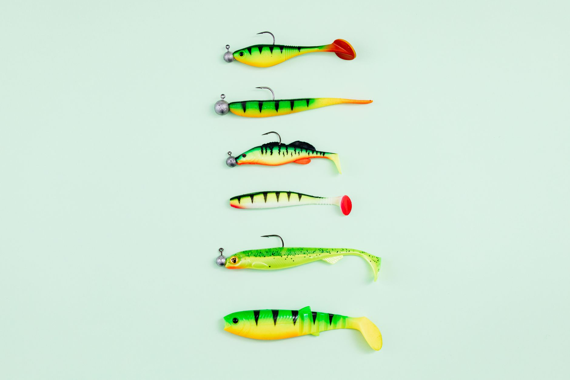 The 2026 Antique Fishing Lure Identification Guide: Reading Wood, Metal, and Maker Marks
