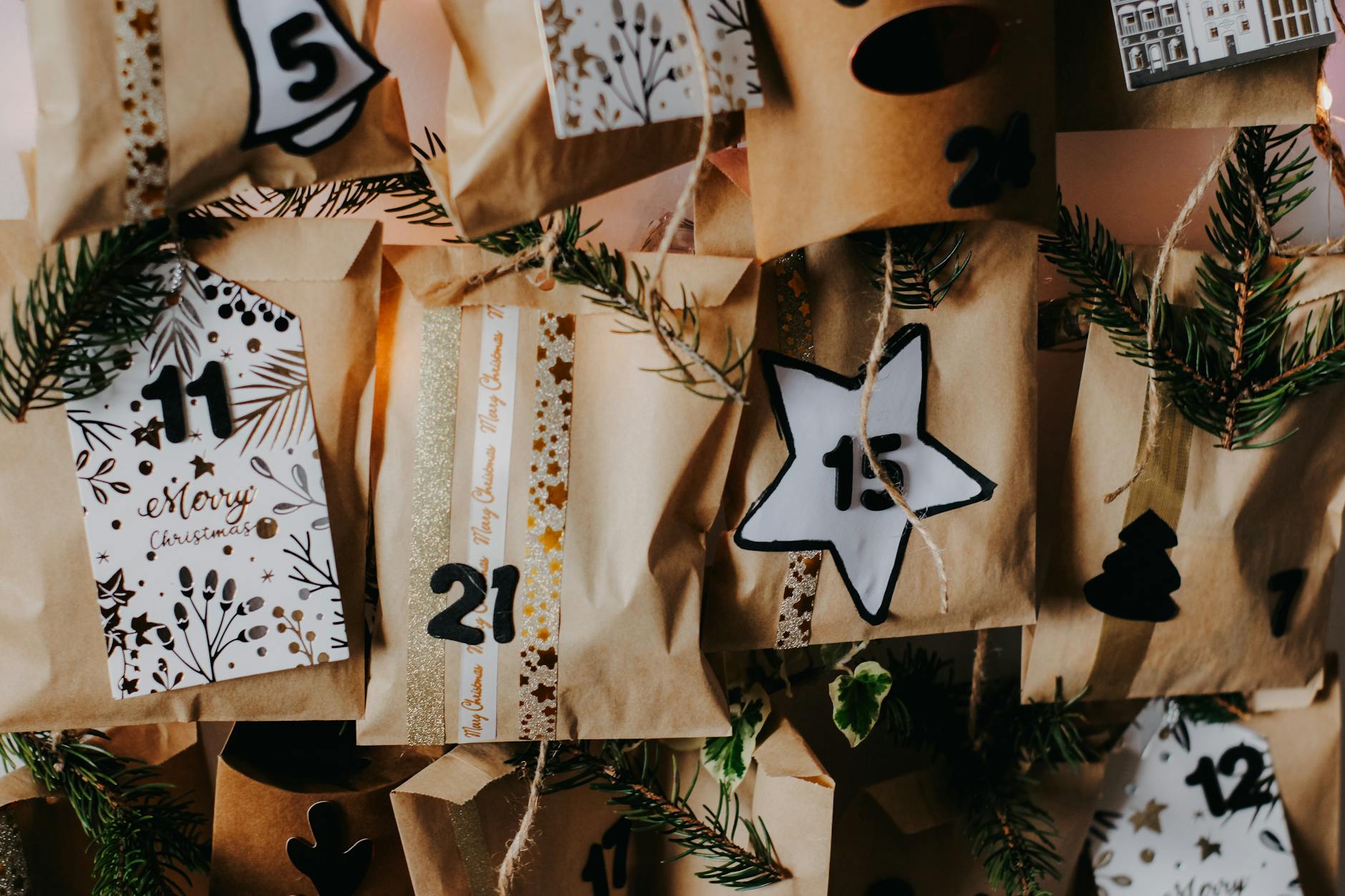 The 2026 Bourbon Trail Christmas Events Calendar: Which Distilleries Actually Deliver (and Which Just String Lights)