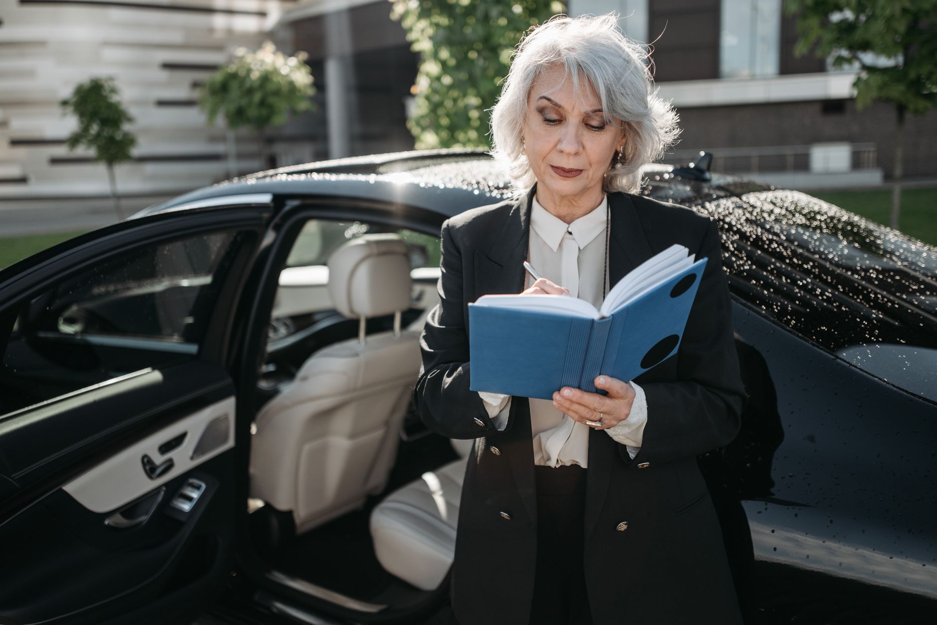 The Avis Weekly Deal 25% Off: A Data-Driven Playbook for 2026's Chaotic Rental Market