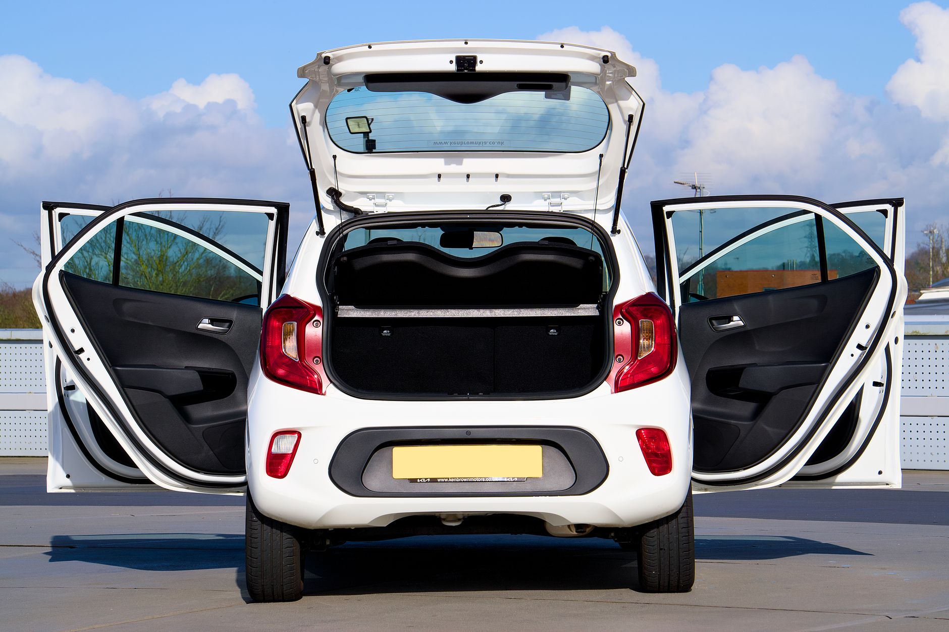 The Best Electric Hatchback 2026 City Commuting Picks: 5 Models That Actually Fit Urban Life