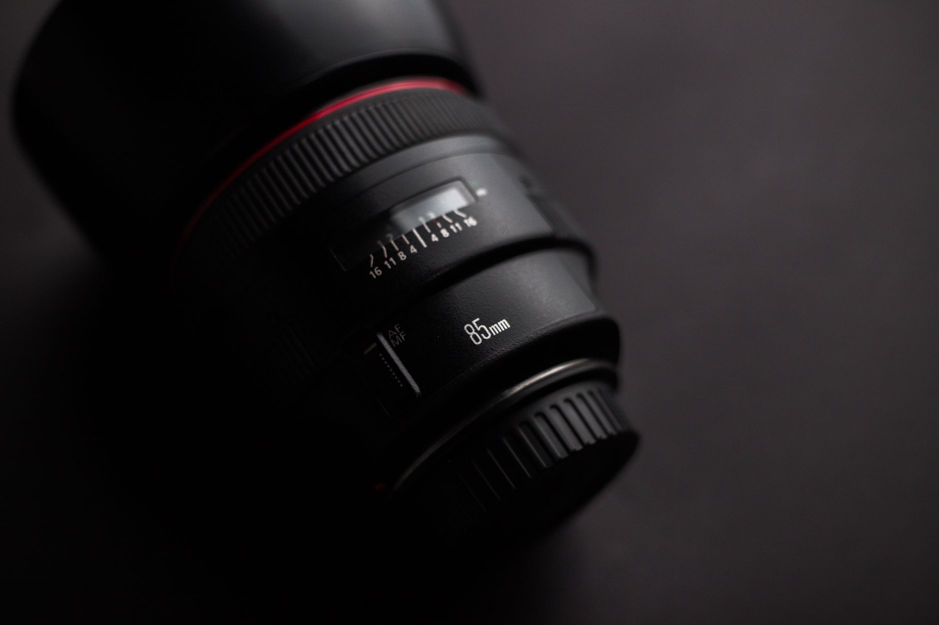 The Best Lens for Portrait Photography 2026: Why Focal Length Beats Brand Hype