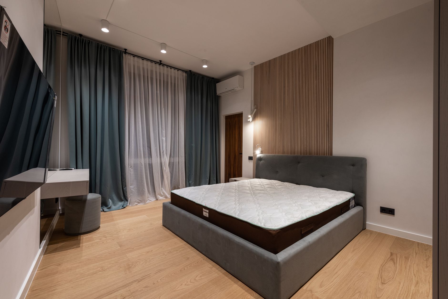 The Best Time to Buy Mattresses in 2026: A Month-by-Month Savings Guide