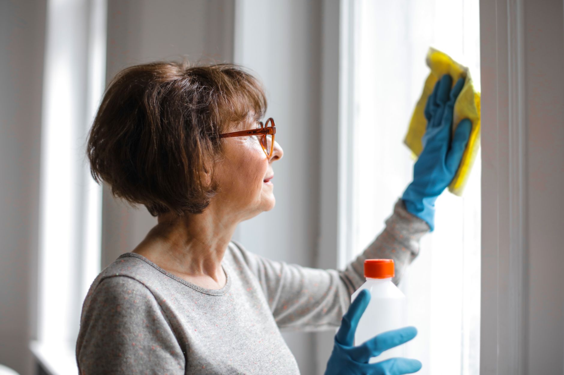 The Small Cleaning Habits Daily Checklist That Turns New Home Chaos Into Calm