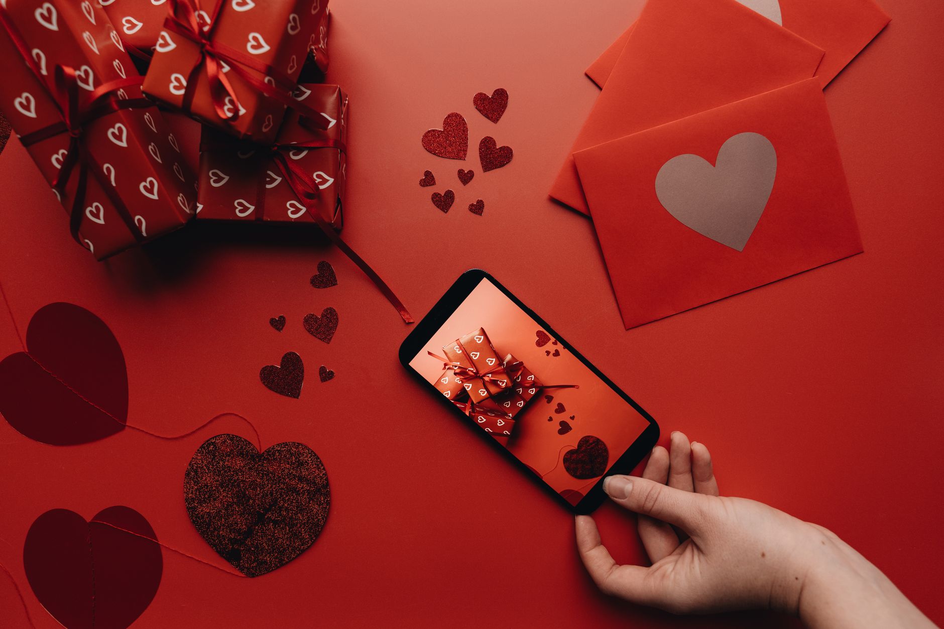 Valentines Day Gifts Wife 2026: The Micro-Moment Gifting Guide