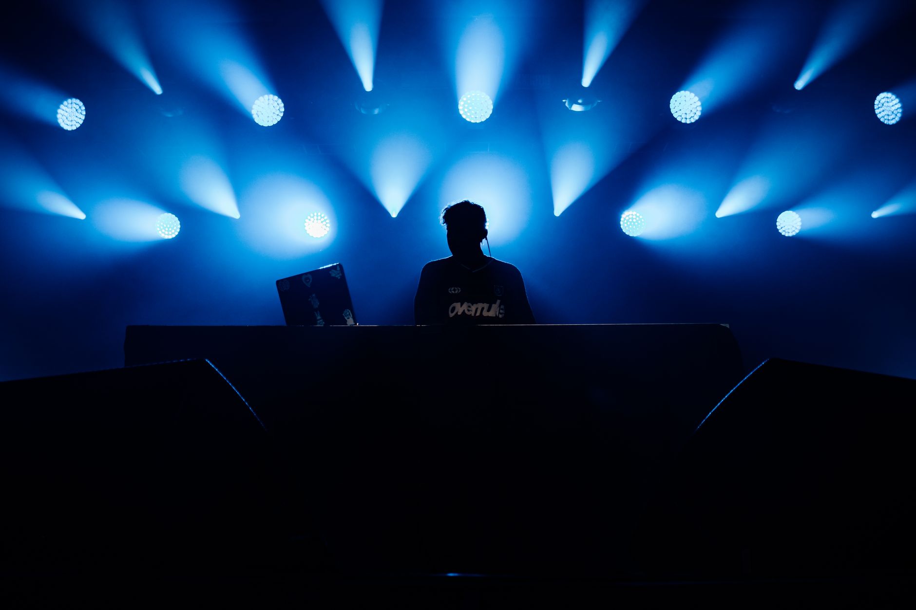 Virtual Concert Production Costs Breakdown Guide: What $10K vs. $100K Actually Buys You in 2026