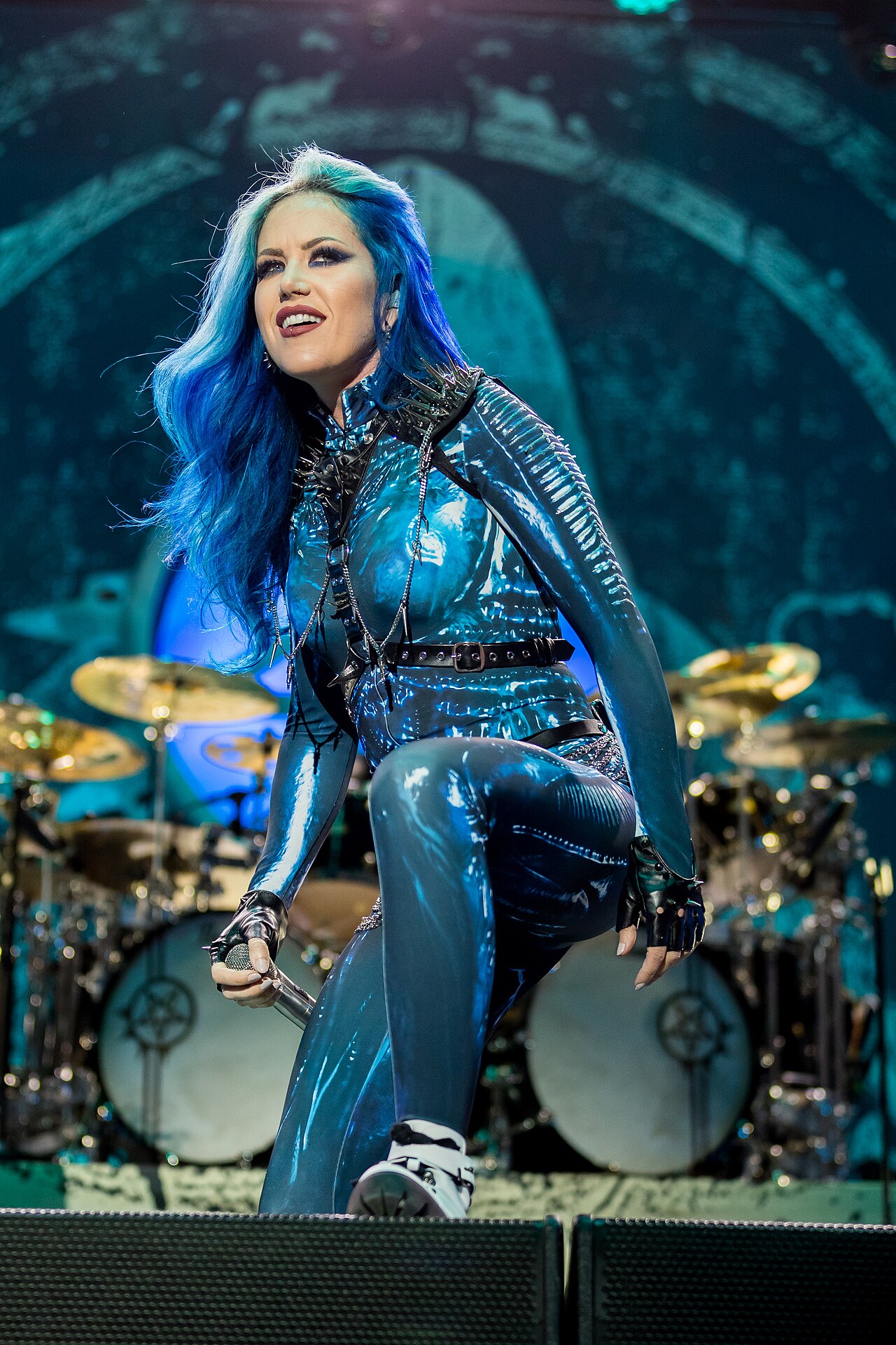 Alissa White-Gluz Discusses Blue Medusa and DragonForce Role